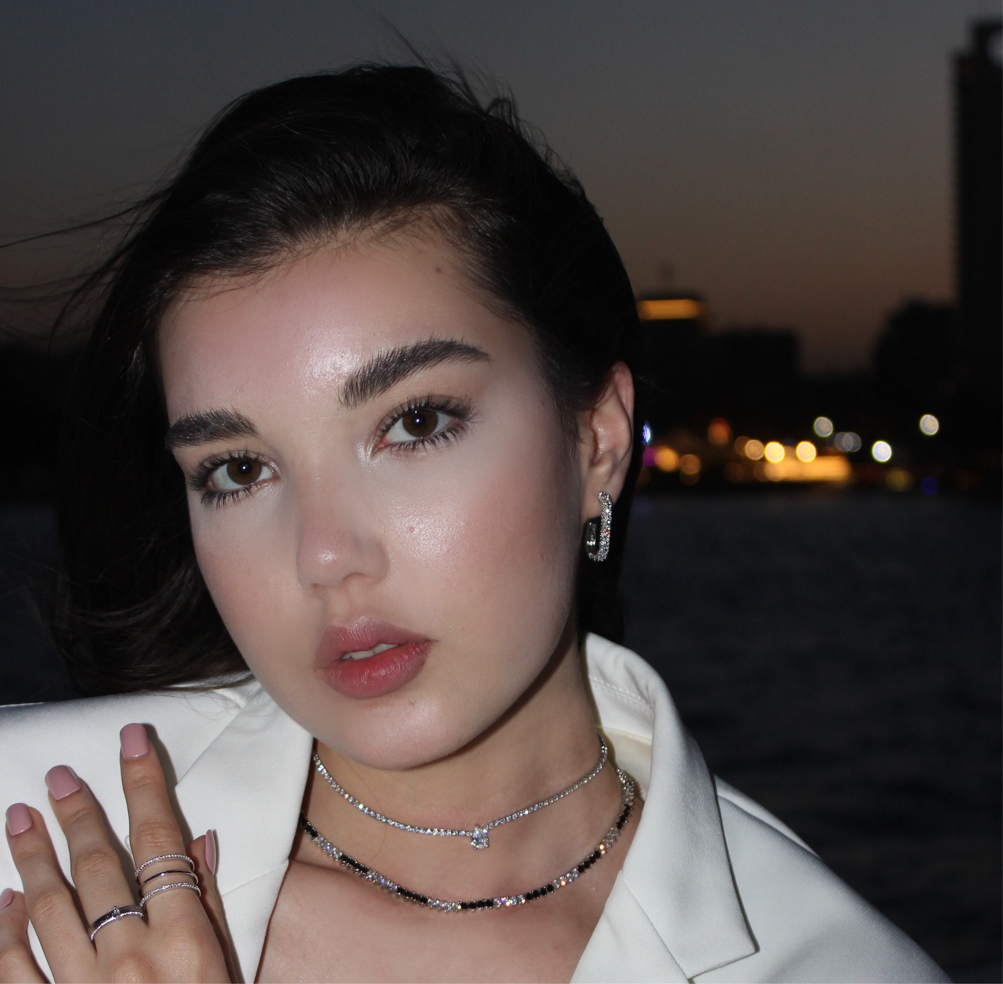 Scuro tennis necklace