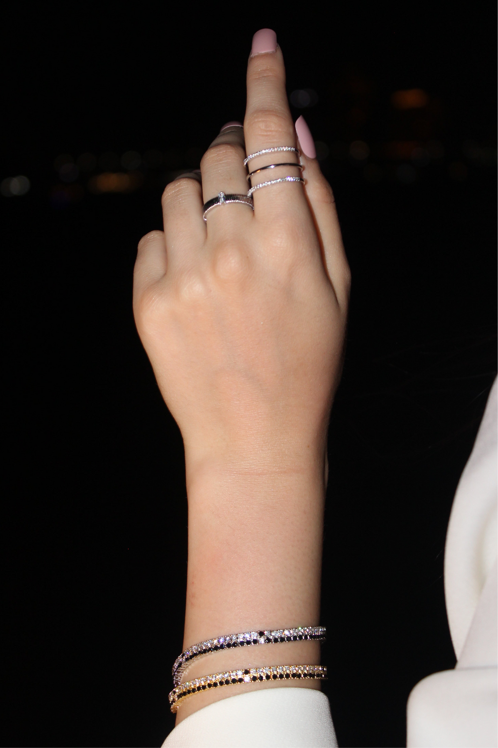 Scuro tennis bracelet